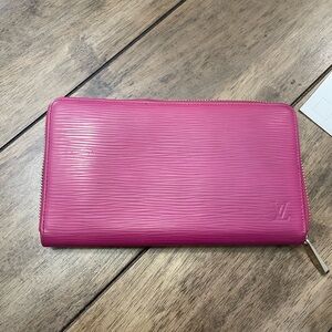 Louis Vuitton Zippy Organizer